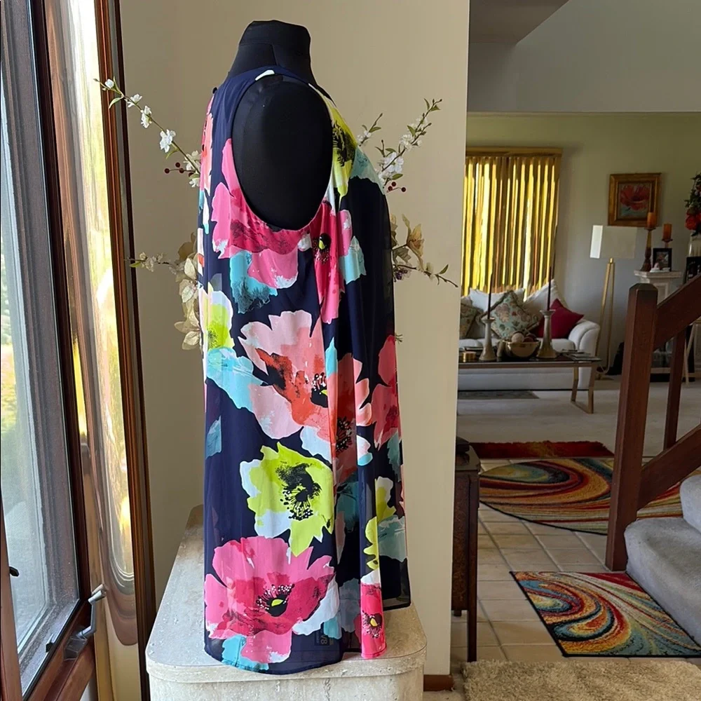 NWOT Floral Sleeveless Dress, measurement in photos, absolutely no flaws. - Picture 4 of 11